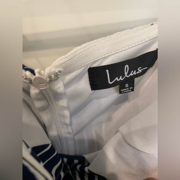 NWT Lulu’s Delphi Blue and White Striped Romper Tie-Front Strapless - Picture 7 of 9